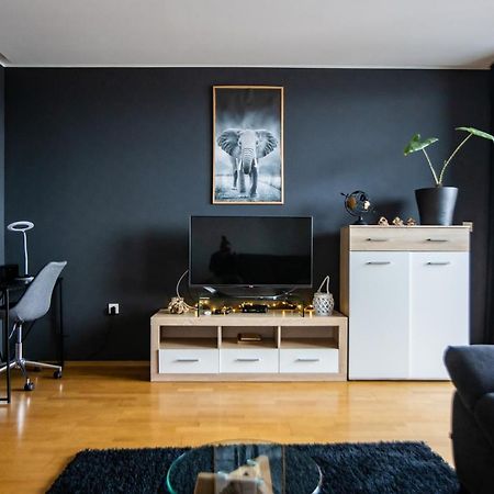 Hermes Apartment & 2 Free Garage Secured Parkings Ljubljana Luaran gambar
